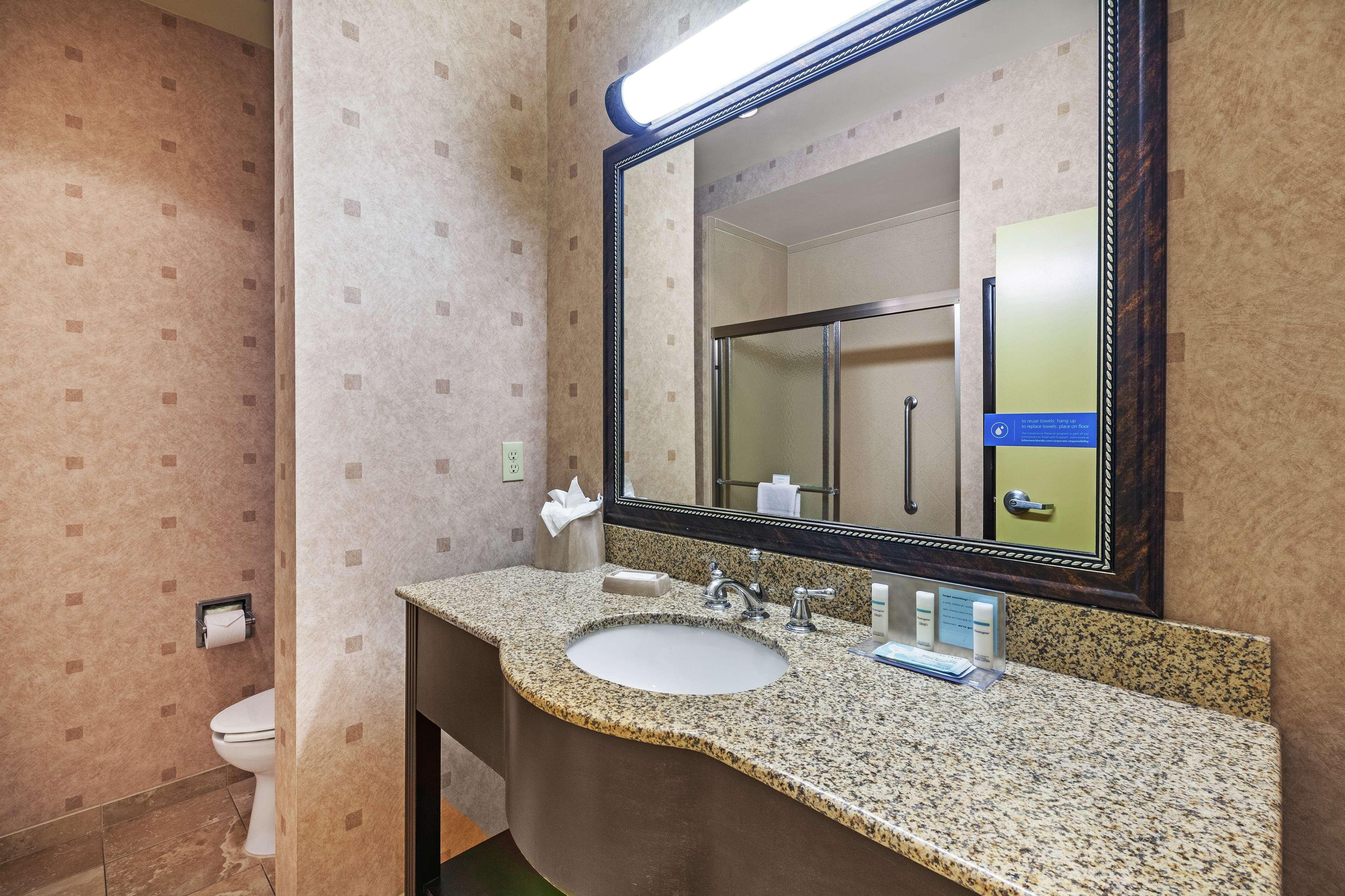 Hampton Inn & Suites Owasso Exterior photo