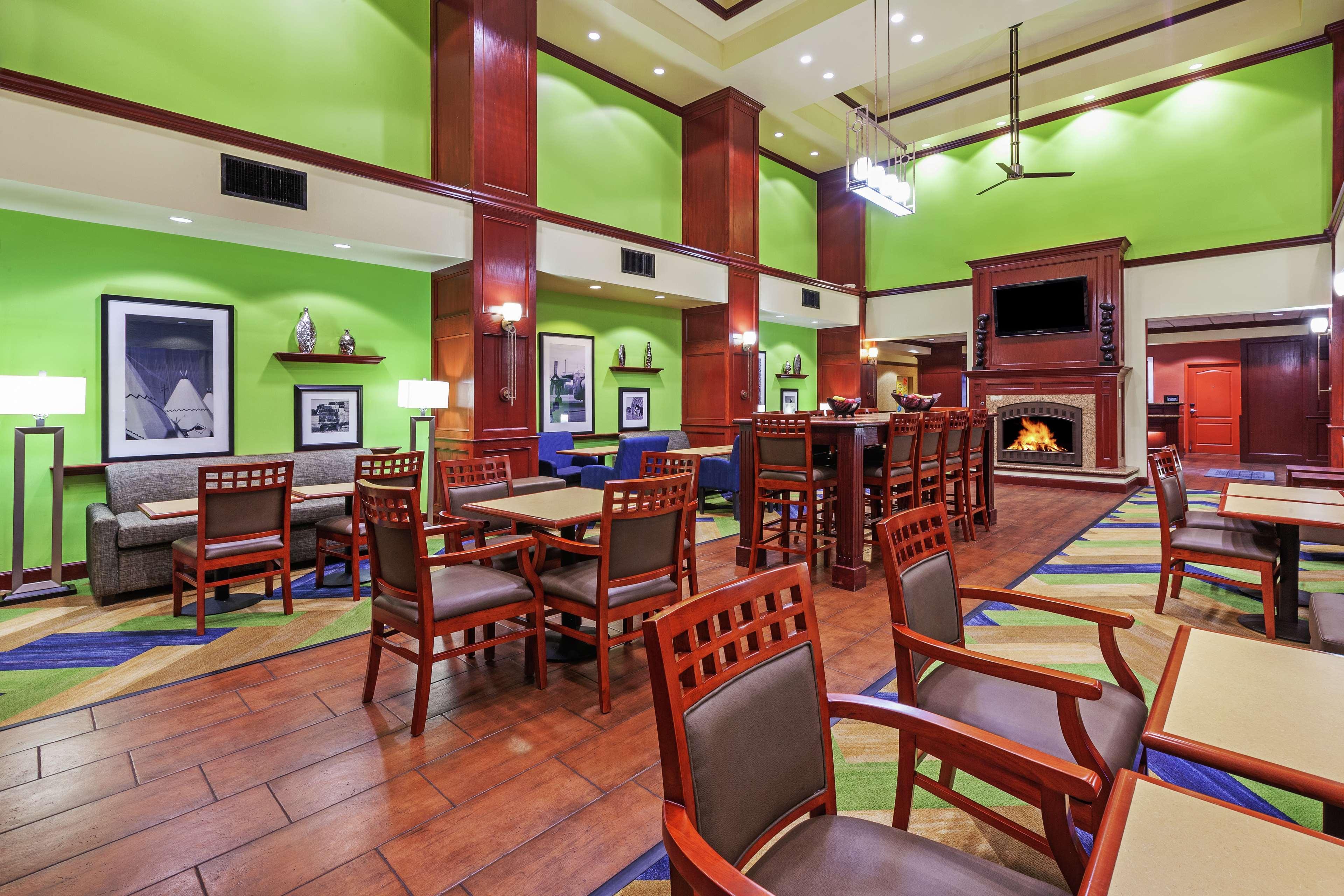 Hampton Inn & Suites Owasso Exterior photo